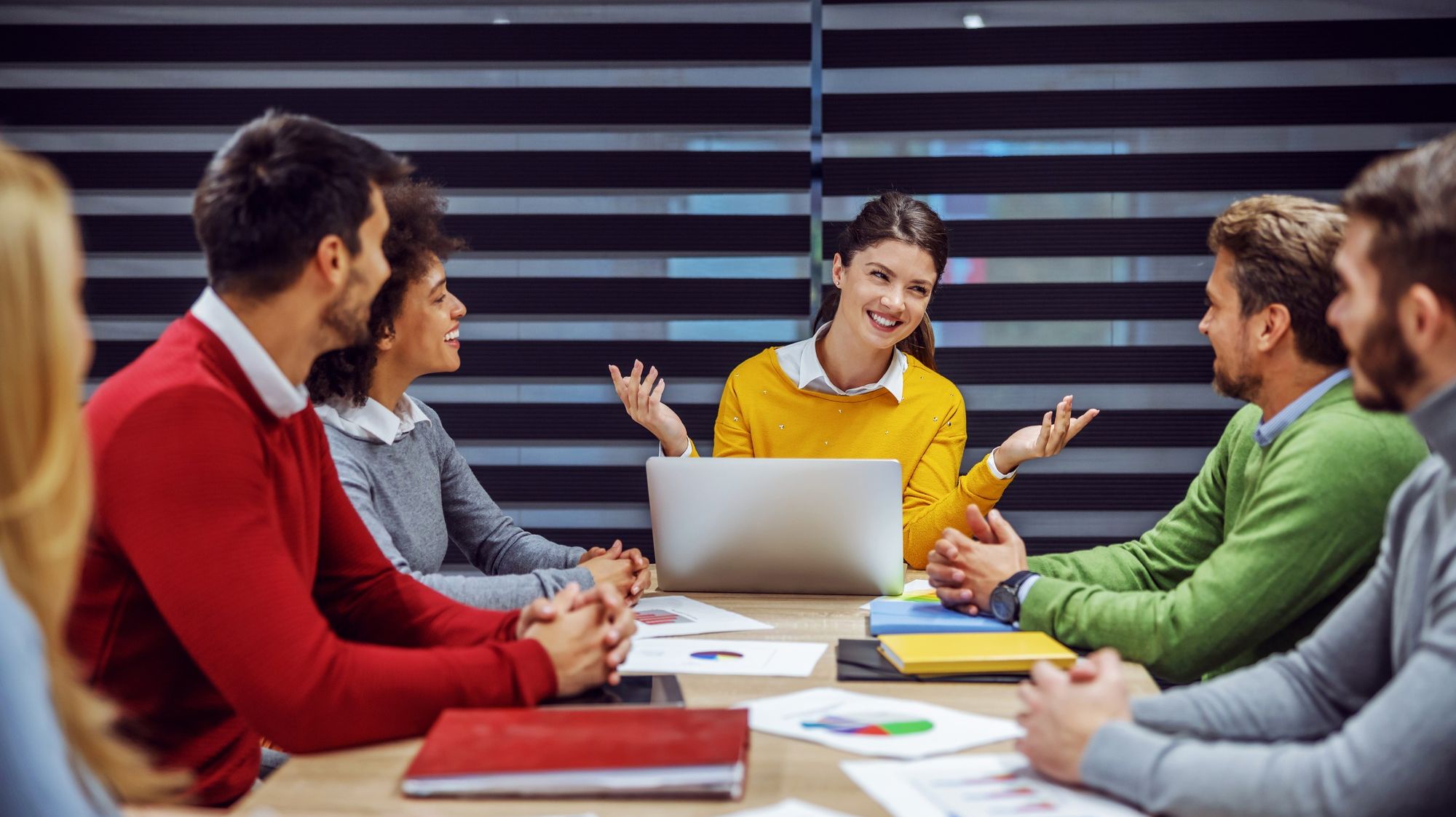 Professional Learning Communities : Benefits for Teacher Development ...